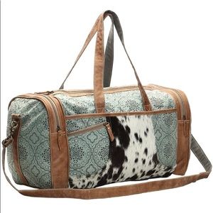 FLORAL PRINT TRAVEL BAG